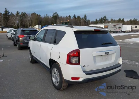 2014 Jeep Compass Sport z USA, uszkodzony, nr VIN 1C4NJCBA2ED882749